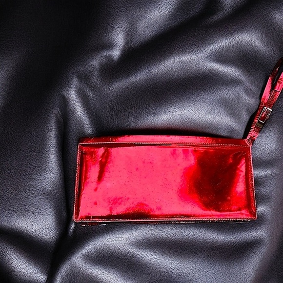 Authentic Gucci wristlet bag - Picture 1 of 16